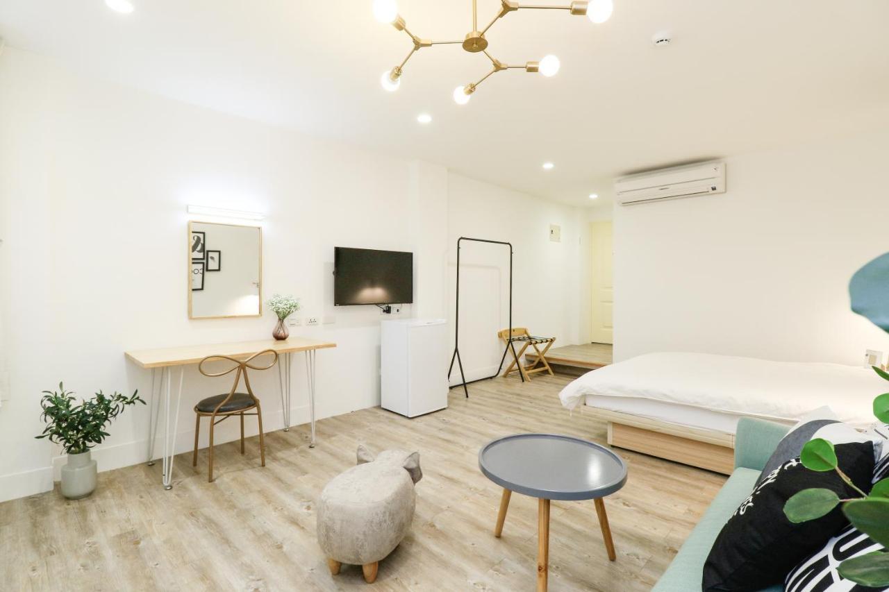 Book Apartment Taipei Luaran gambar