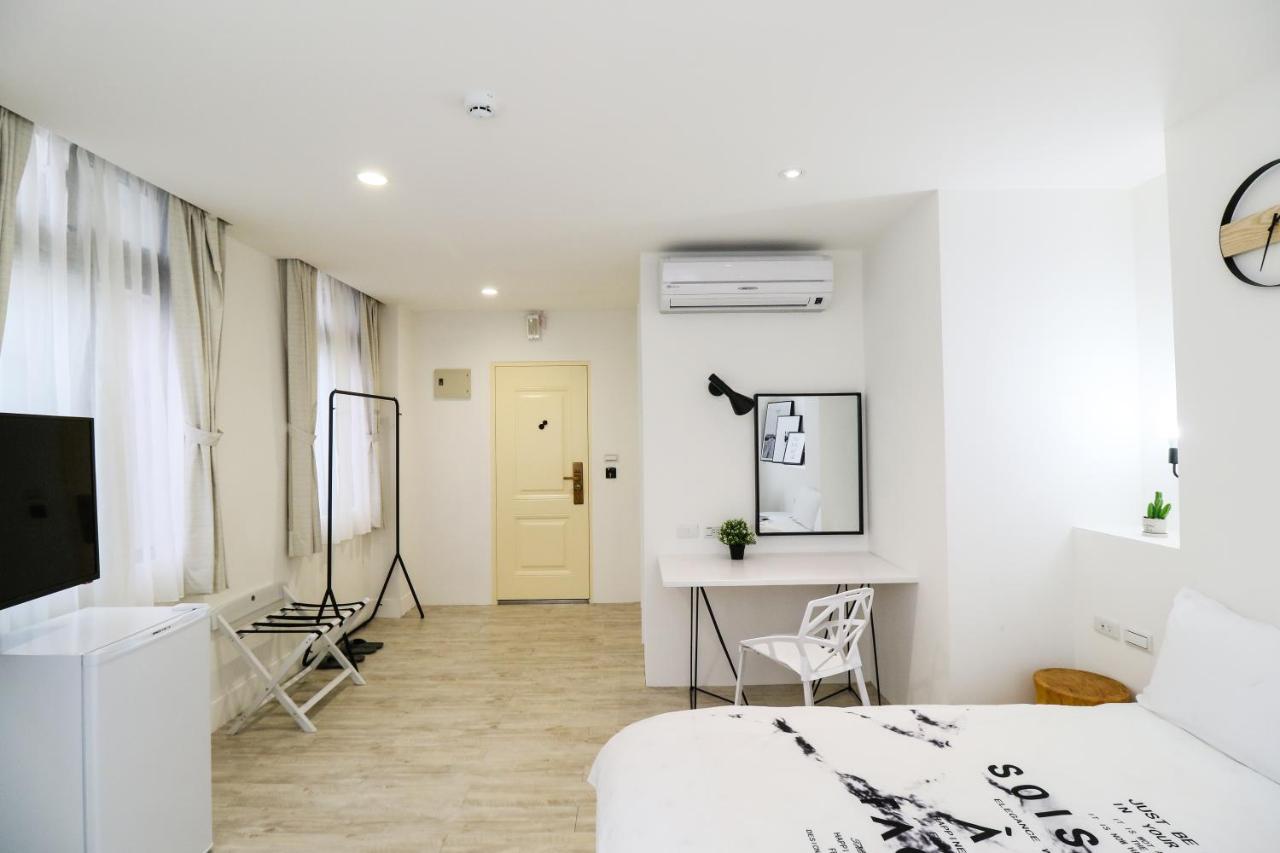 Book Apartment Taipei Luaran gambar