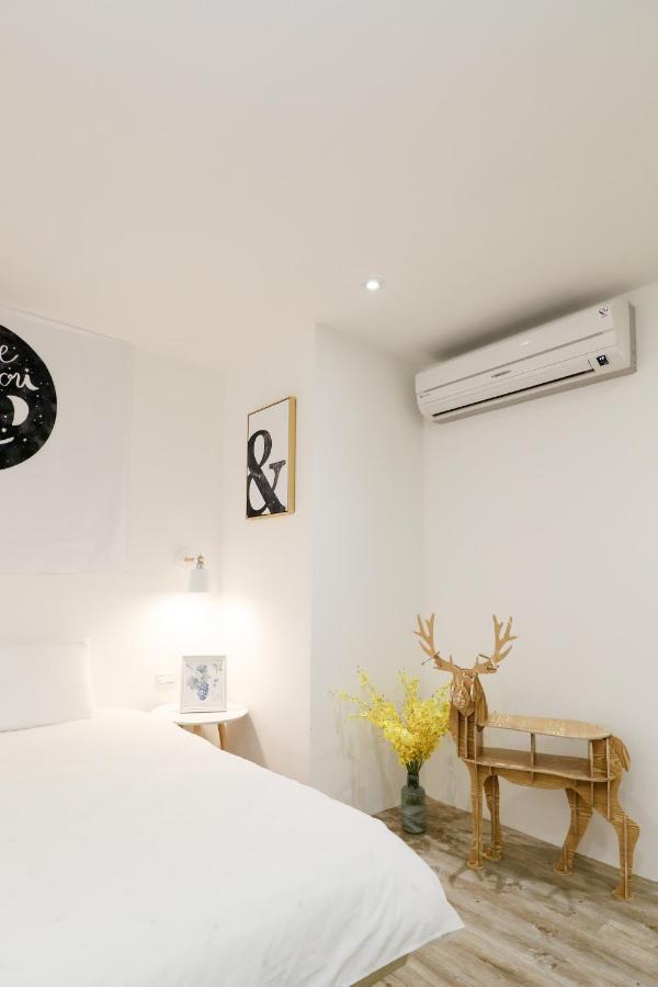 Book Apartment Taipei Luaran gambar