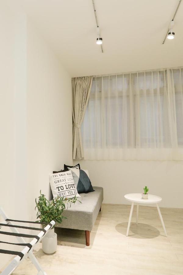 Book Apartment Taipei Luaran gambar